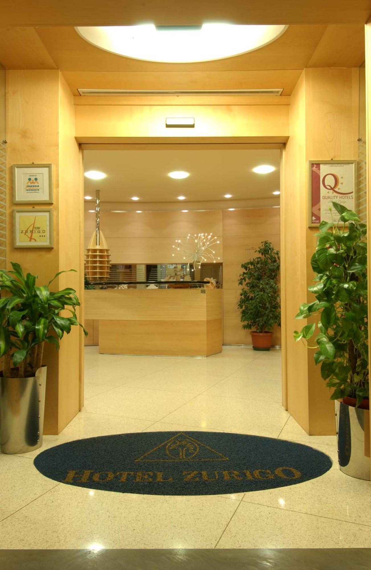 Hotel Zurigo Вараце Екстериор снимка